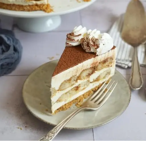 Tiramisu Cake